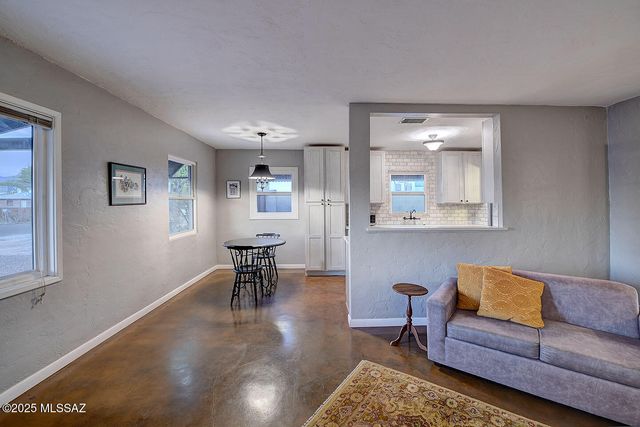 2512 E Linden Street, Tucson, AZ 85716