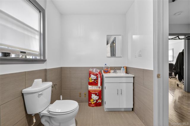 520 124th Street, College Point, NY 11356