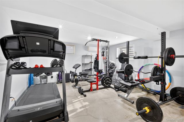 520 124th Street, College Point, NY 11356