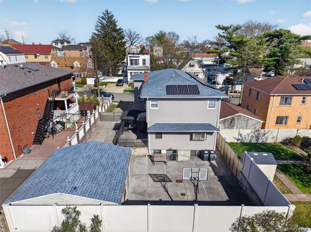 520 124th Street, College Point, NY 11356