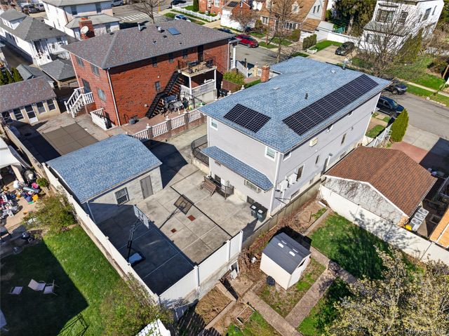 520 124th Street, College Point, NY 11356