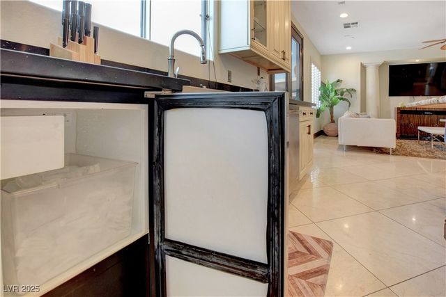 3541 Winter Wren Street, Las Vegas, NV 89122