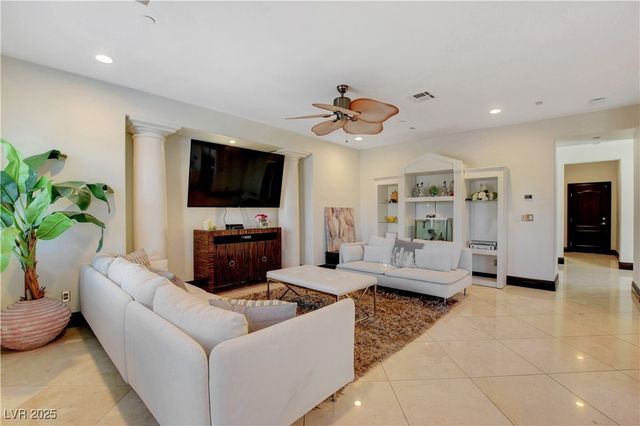 3541 Winter Wren Street, Las Vegas, NV 89122