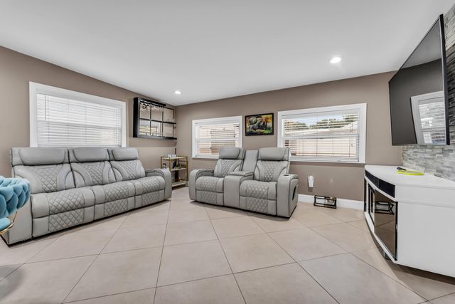 1721 SW 87th Terrace, Miramar, FL 33025