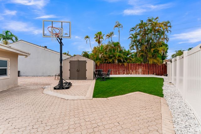 1721 SW 87th Terrace, Miramar, FL 33025