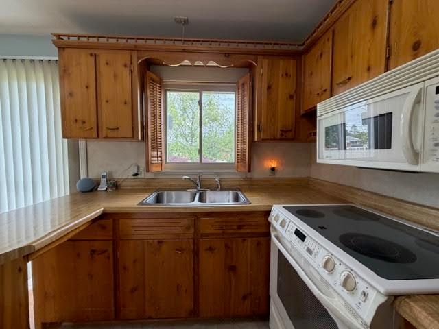 5107 Hollyhock RD, Roanoke, VA 24012