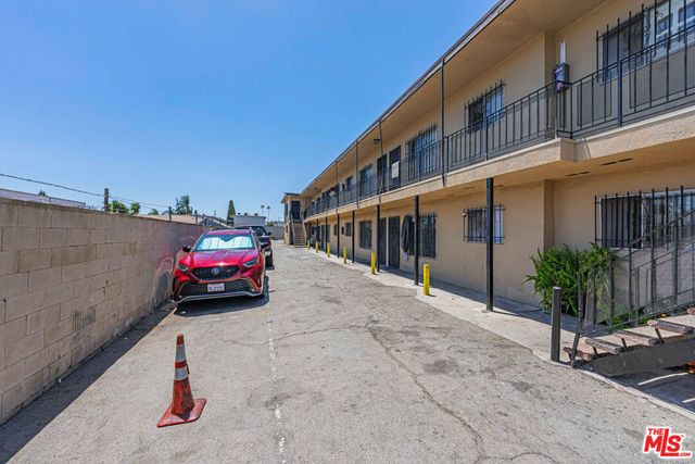 634 W 92nd Street, Los Angeles, CA 90044