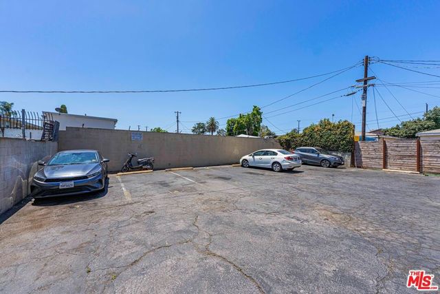 634 W 92nd Street, Los Angeles, CA 90044
