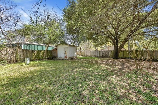 17122 Kings Walk Lane, Houston, TX 77070