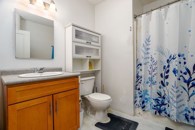 35 Riverwalk Way R201, Lowell, MA 01854