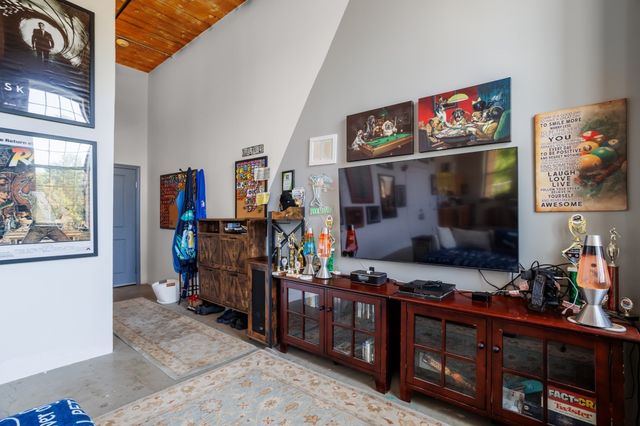 35 Riverwalk Way R201, Lowell, MA 01854