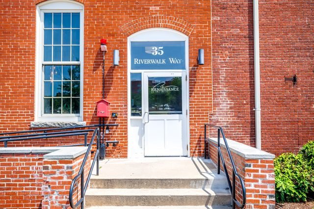 35 Riverwalk Way R201, Lowell, MA 01854