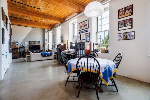 35 Riverwalk Way R201, Lowell, MA 01854