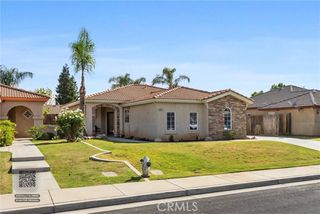 9803 Manhattan, Bakersfield, CA 93312