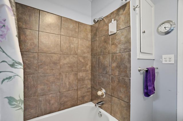 5220 Conklin Drive, Hilliard, OH 43026