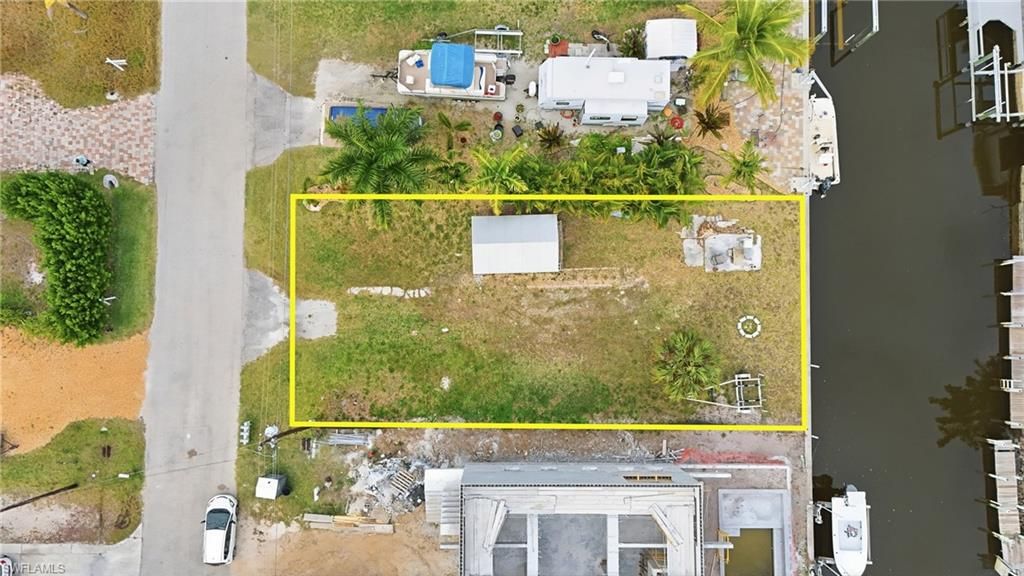 27578 Tarpon WAY, BONITA SPRINGS, FL 34134 — photo 2