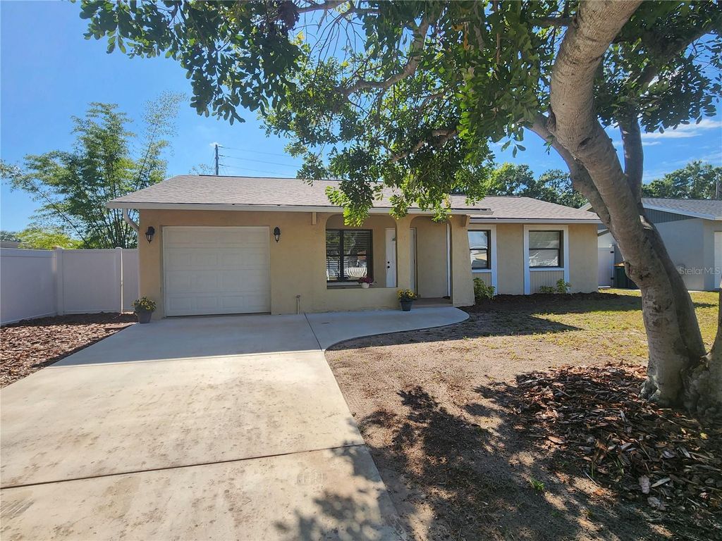 13010 CUMBERLAND DRIVE, Largo, FL 33773