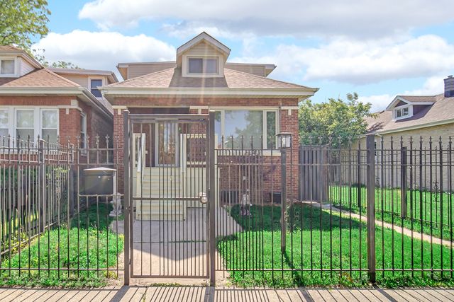 7505 S May Street, Chicago, IL 60620
