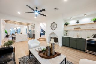 8200 Horseshoe Bend Lane, Las Vegas, NV 89113