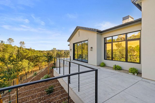 4901 Greyson Creek Dr, El Dorado Hills, CA 95762
