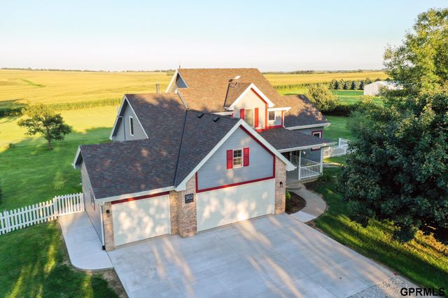 302 Prairie Road, Plattsmouth, NE 68048