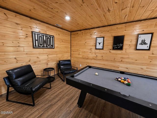 1632 Mountain Lodge Way, Pigeon Forge, TN 37862