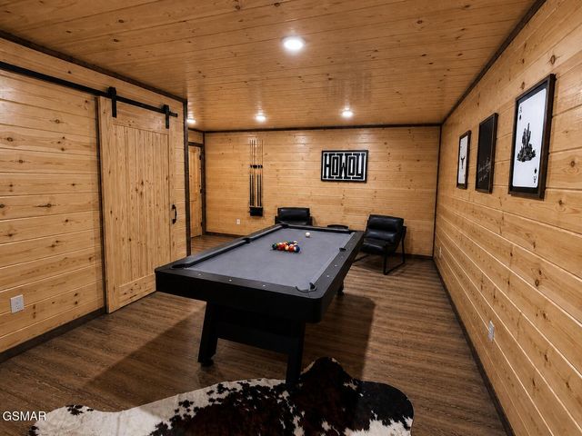 1632 Mountain Lodge Way, Pigeon Forge, TN 37862