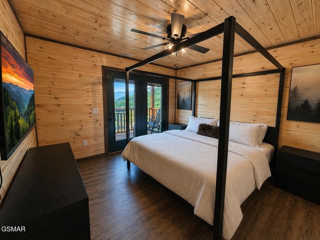 1632 Mountain Lodge Way, Pigeon Forge, TN 37862