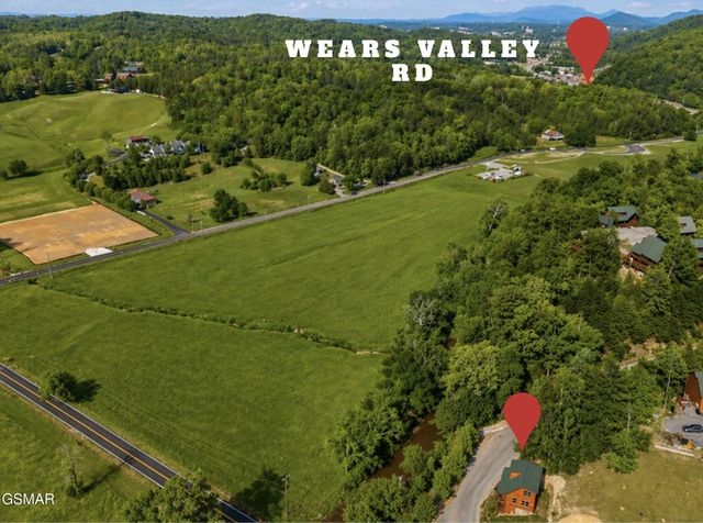 1632 Mountain Lodge Way, Pigeon Forge, TN 37862