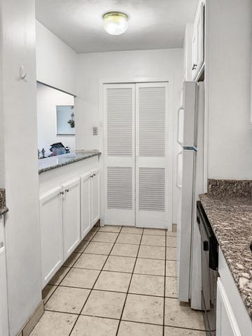2121 Nicholasville Road 503, Lexington, KY 40503