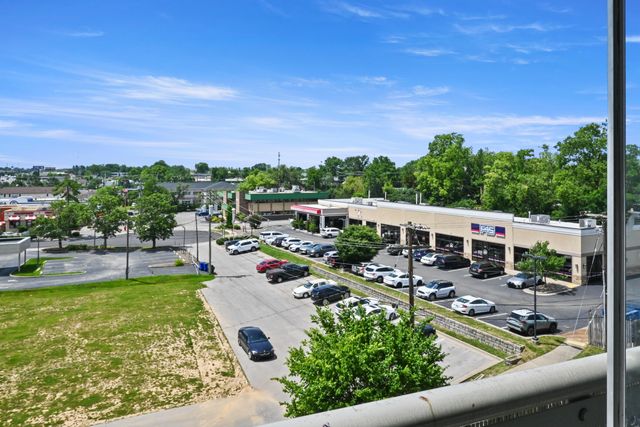 2121 Nicholasville Road 503, Lexington, KY 40503