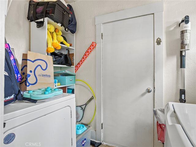 319 W Windsor Road, Glendale, CA 91204