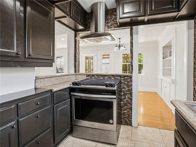 319 W Windsor Road, Glendale, CA 91204