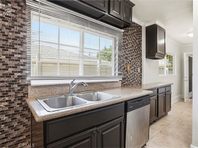 319 W Windsor Road, Glendale, CA 91204
