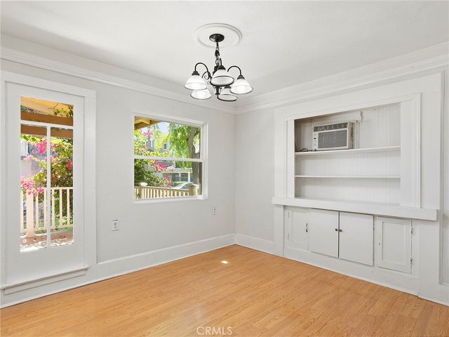319 W Windsor Road, Glendale, CA 91204