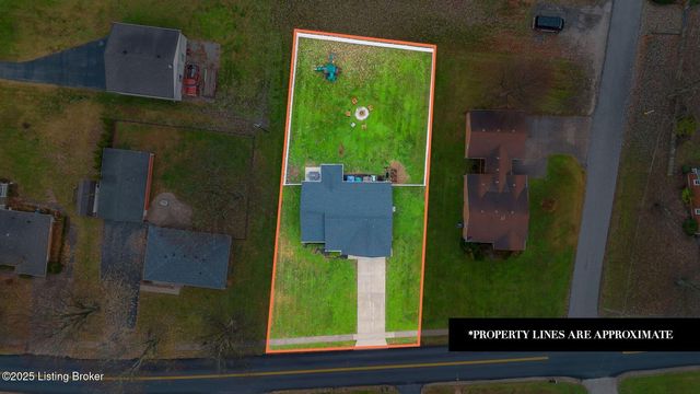 200 Stringer Ln, Mt Washington, KY 40047