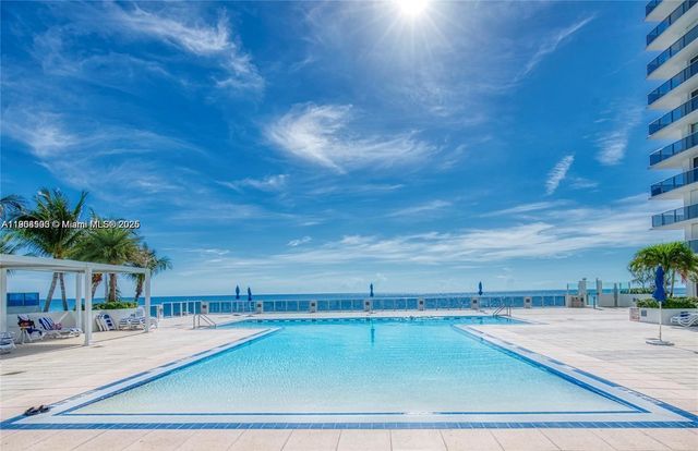 2751 S Ocean Dr 1406S, Hollywood, FL 33019