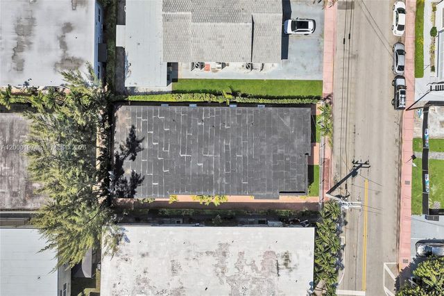 7710 Carlyle Ave, Miami Beach, FL 33141