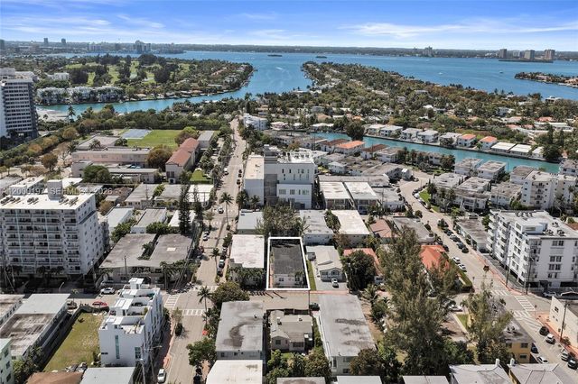 7710 Carlyle Ave, Miami Beach, FL 33141