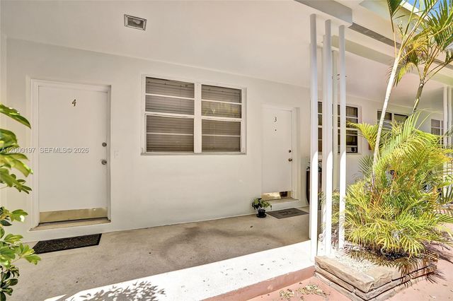 7710 Carlyle Ave, Miami Beach, FL 33141