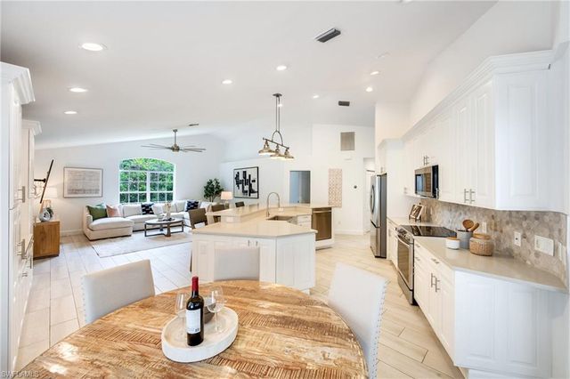 8058 Vera Cruz WAY, Naples, FL 34109
