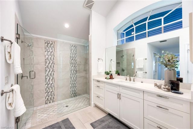8058 Vera Cruz WAY, Naples, FL 34109