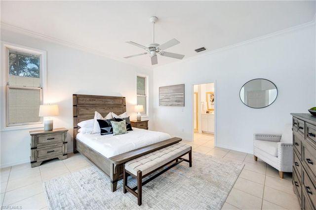 8058 Vera Cruz WAY, Naples, FL 34109