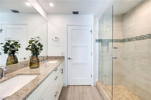 8058 Vera Cruz WAY, Naples, FL 34109