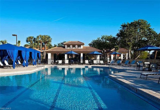 8058 Vera Cruz WAY, Naples, FL 34109