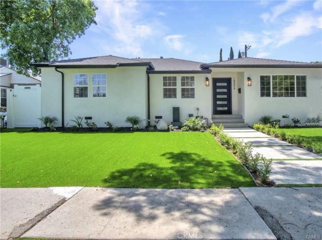 18406 Jovan Street, Tarzana, CA 91335