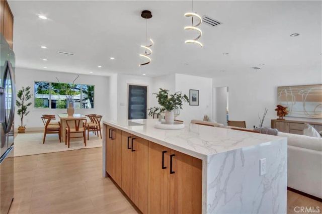 18406 Jovan Street, Tarzana, CA 91335