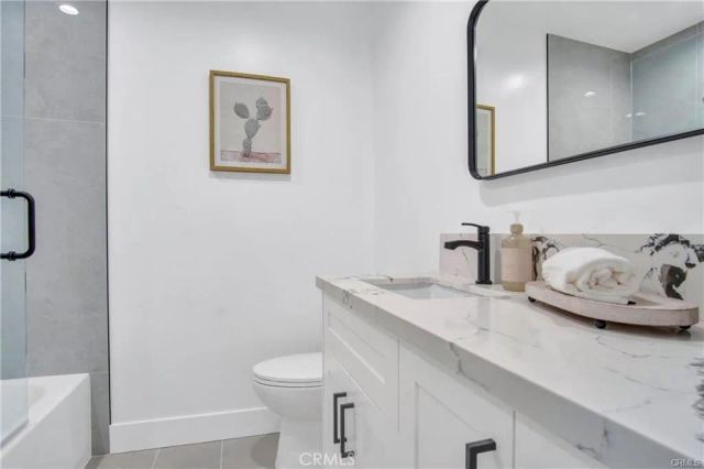 18406 Jovan Street, Tarzana, CA 91335