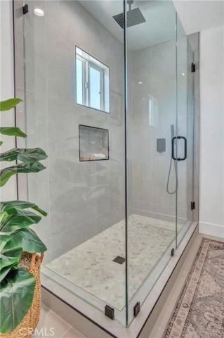 18406 Jovan Street, Tarzana, CA 91335