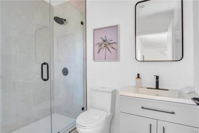 18406 Jovan Street, Tarzana, CA 91335